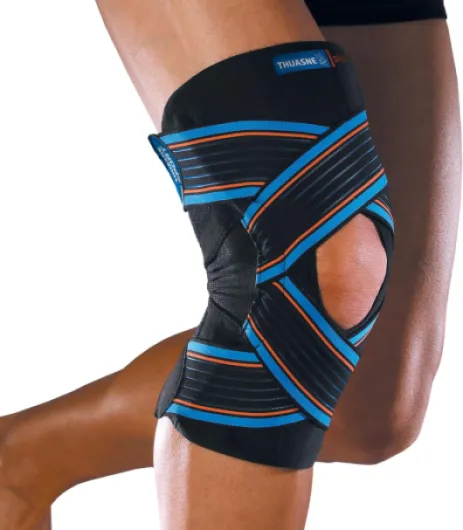 Sport - Genouillère Strapping Ouverte - Genou Instable ou Douloureux - Limitation de Déperdition de Chaleur* - Indice de Maintien 3/3 - Dispositif Médical CE - Taille L