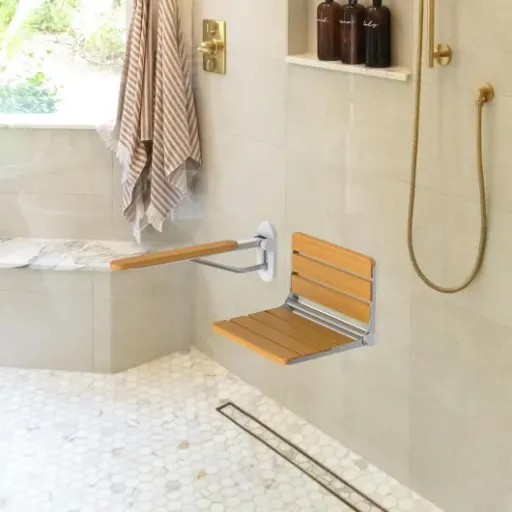 Test Heuffe Siège Douche Pliable Mural : du costaud en bois, mais pas sans compromis