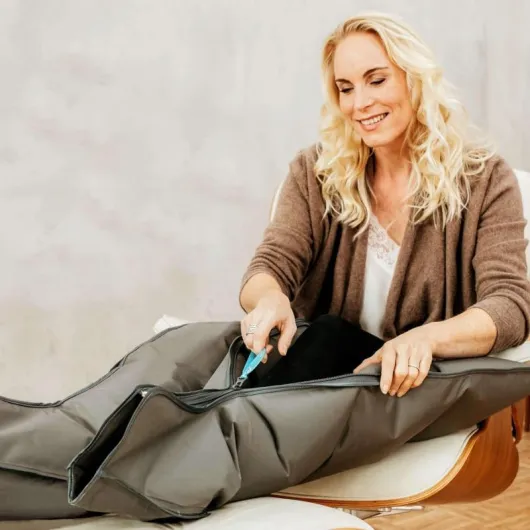 Vein Angel 6 Premium Appareil de massage avec bottes, 6 coussins d'air désactivables, pression & durée réglables facilement, 6 programmes de massage poignets de jambe