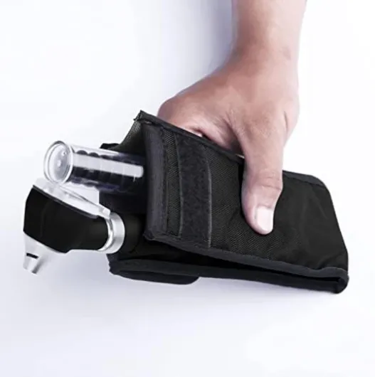 Mini Otoscope à Fibre Optique Noir avec LED Léger avec Outils de Soins des Oreilles - Mini Otoscope de Poche pour Médecin, Adultes, Animaux Domestiques Soins des Oreilles Spéculum Lampe Loupe Black