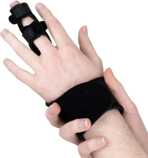 Attelle de Doigt Améliorée – Soulagement pour Majeur, Annulaire et Index – Idéal pour Doigt à Ressaut, Doigt en Maillet, Arthrite et Entorses (Taille Unique, Noir) Noir, Attelle de Doigt Améliorée Taille unique